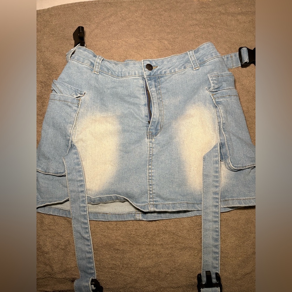 Y2K Cross cross mini skirt. With buckles